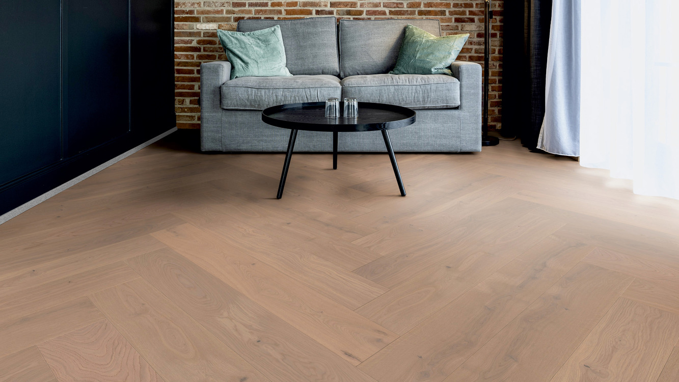 Oak Amrum Herringbone Collection